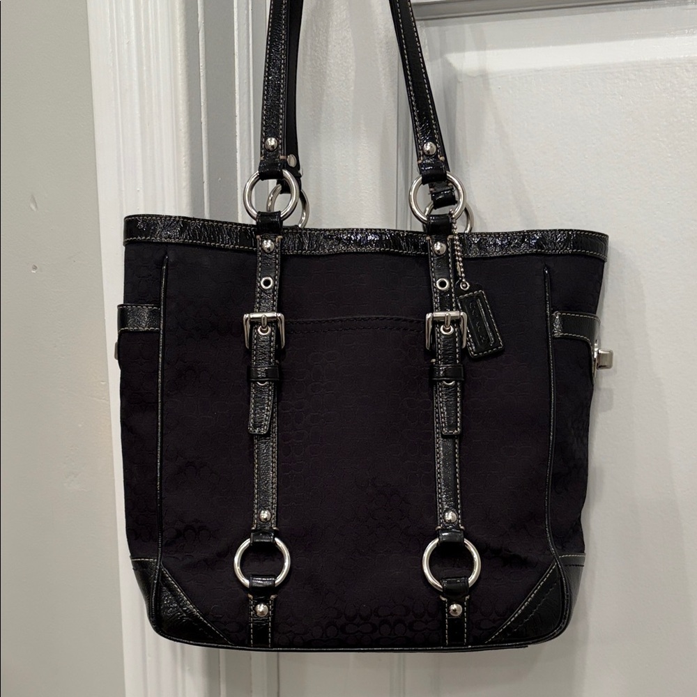 Y2K Coach Gallery Tote Shoulder Bag Signature Black Small C with Patent Leather